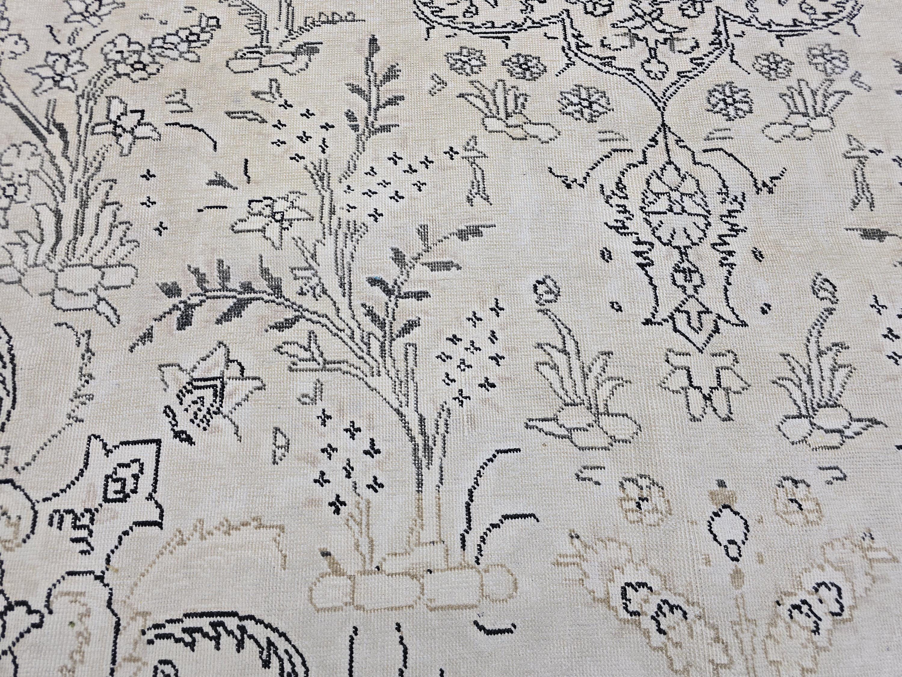 Oversize Cream Turkish Rug 10x12: Muted Vintage Wool Carpet