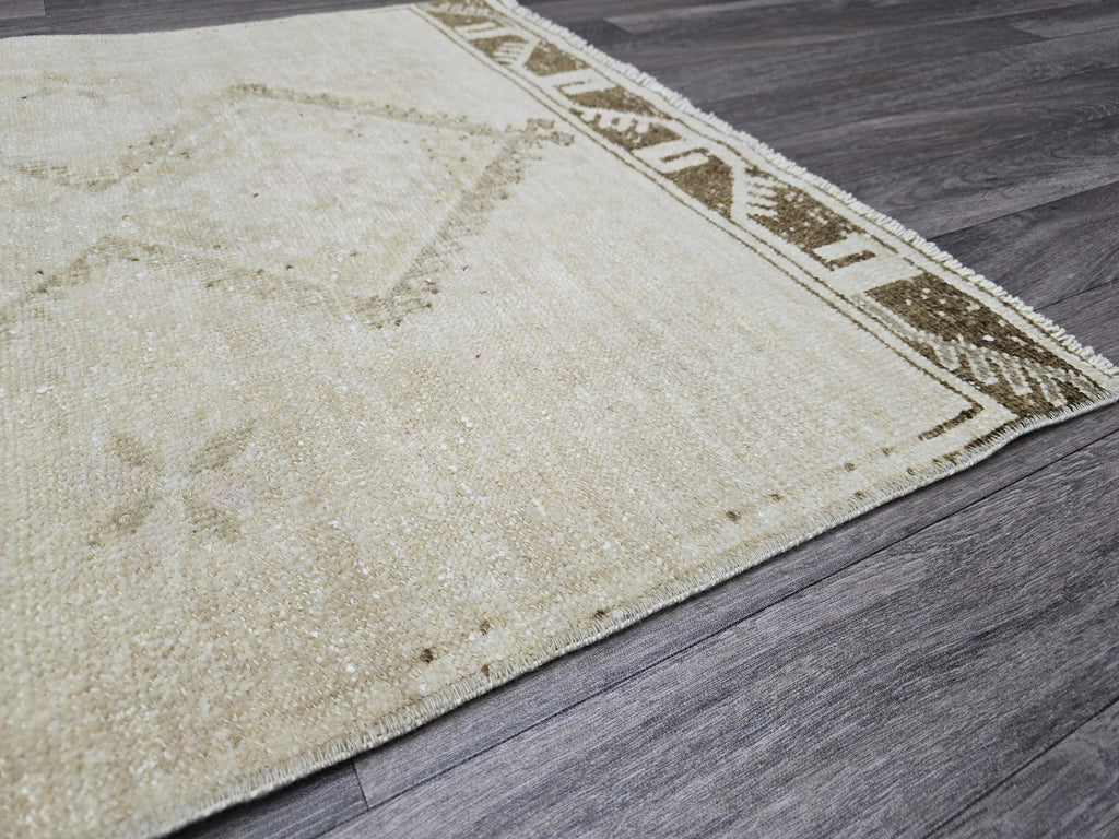 3x4 Neutral Oushak Turkish doormat, wool Vintage Bathmat, Small Turkish Rug