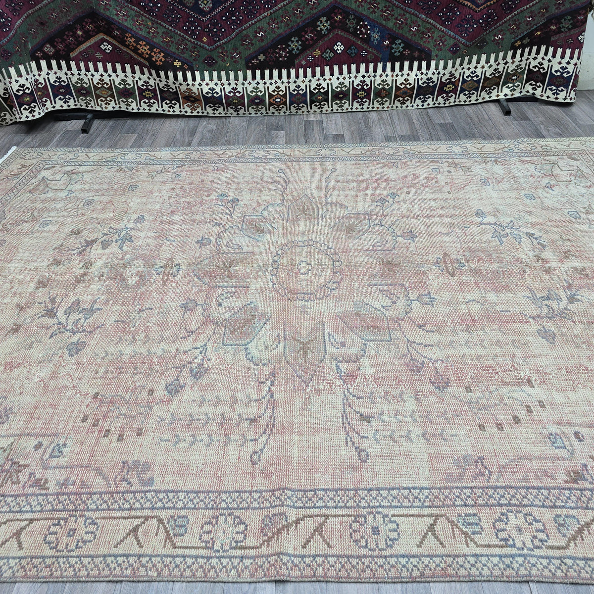 Handmade Wool Oushak Rug (6.70x9.50 ft) | Vintage Turkish Boho Decor
