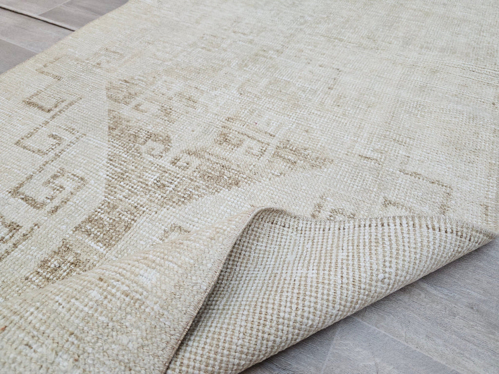 3x9 Vintage Turkish Runner Rug Neutral