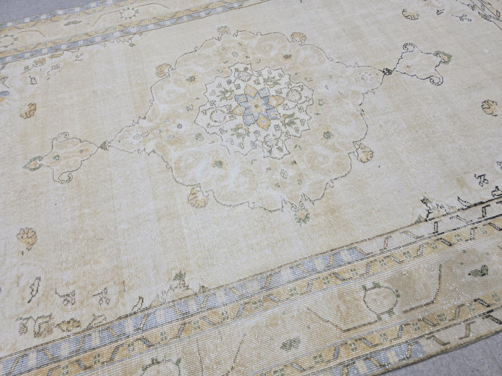 Vintage Turkish Oushak Rug 7x10, Cream Floral Wool Carpet