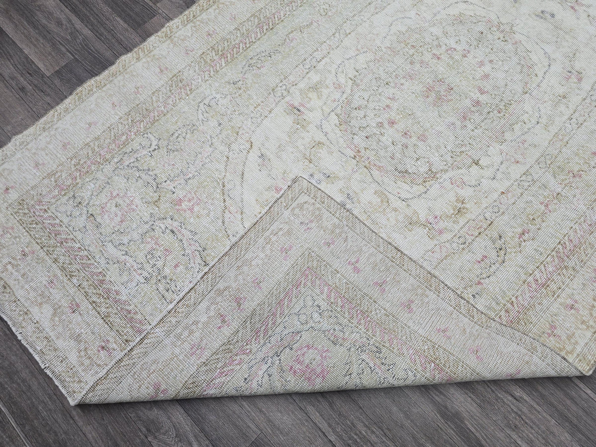 Neutral Oushak Accent Rug – 5x8.2 ft | Handmade in Cream, Beige, and Faded Pink