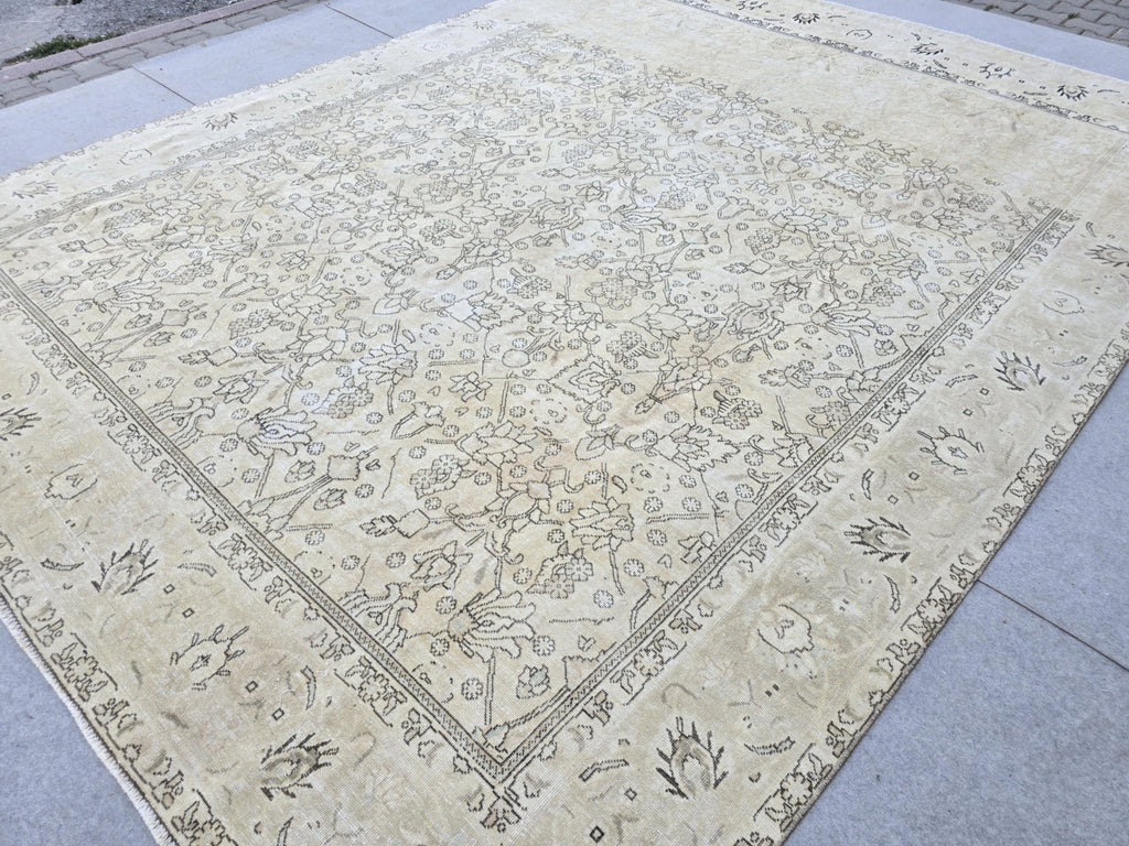 Turkish Rug 10x12, Faded Wheat Beige Wool Area Rug, Neutral All Over Floral Carpet for Living Room, Dining Room, Boho Rustic Decor