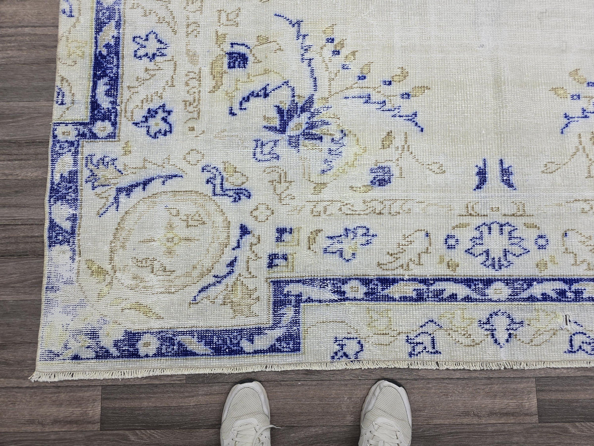 7x11 Vintage Oushak Wool Rug: Hand-Knotted Turkish Medallion Design