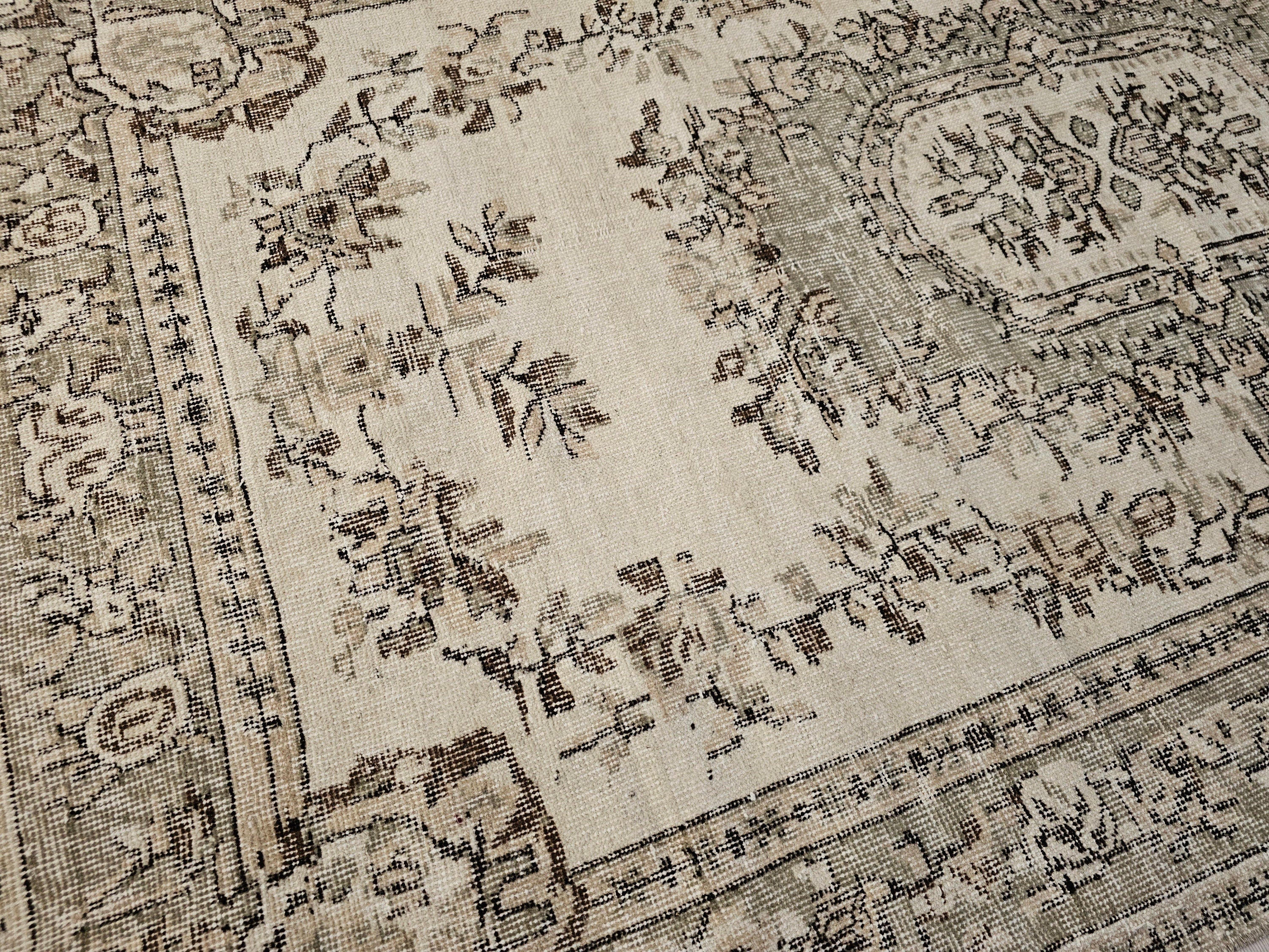 4x8 Oushak Rug: 4.5x8.25 ft, Vintage Turkish Rug - Hand Knotted Oriental Small Area Rug for Office and Under bed