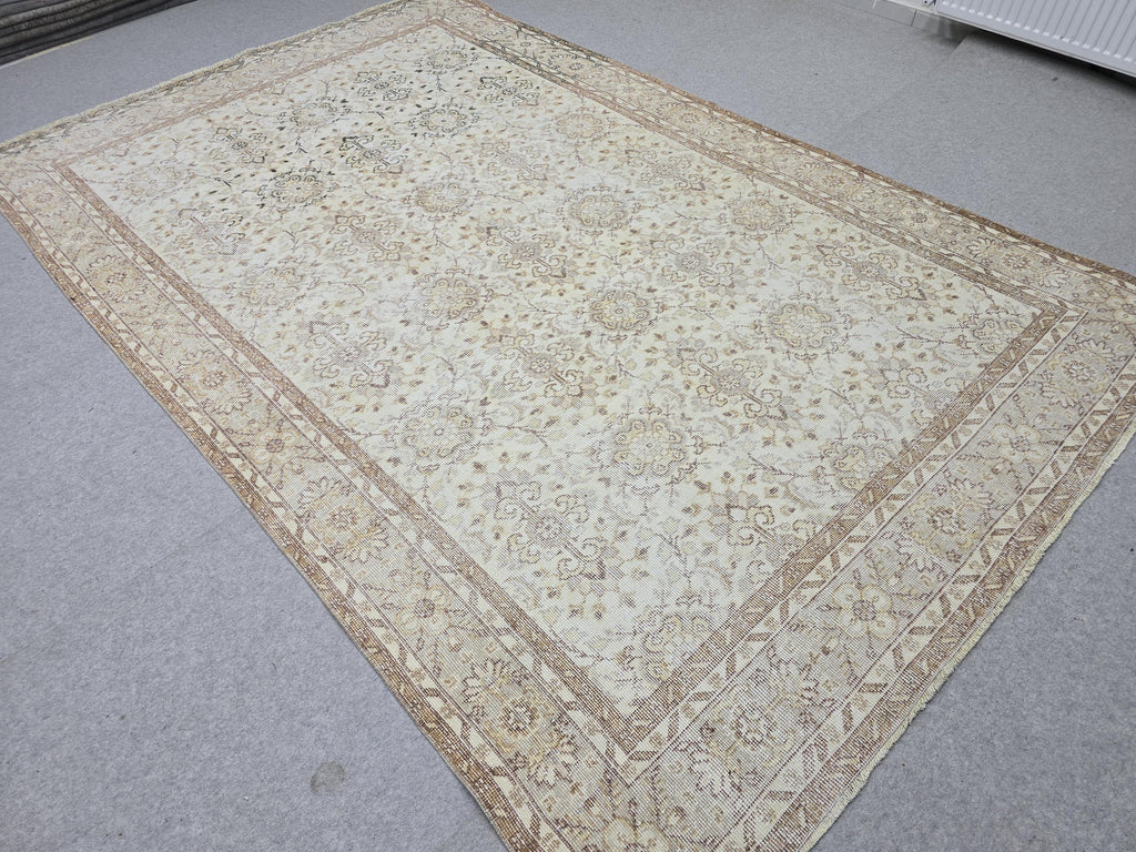 Vintage Turkish Oushak Rug 7x10, Hand Knotted Wool, Neutral Farmhouse