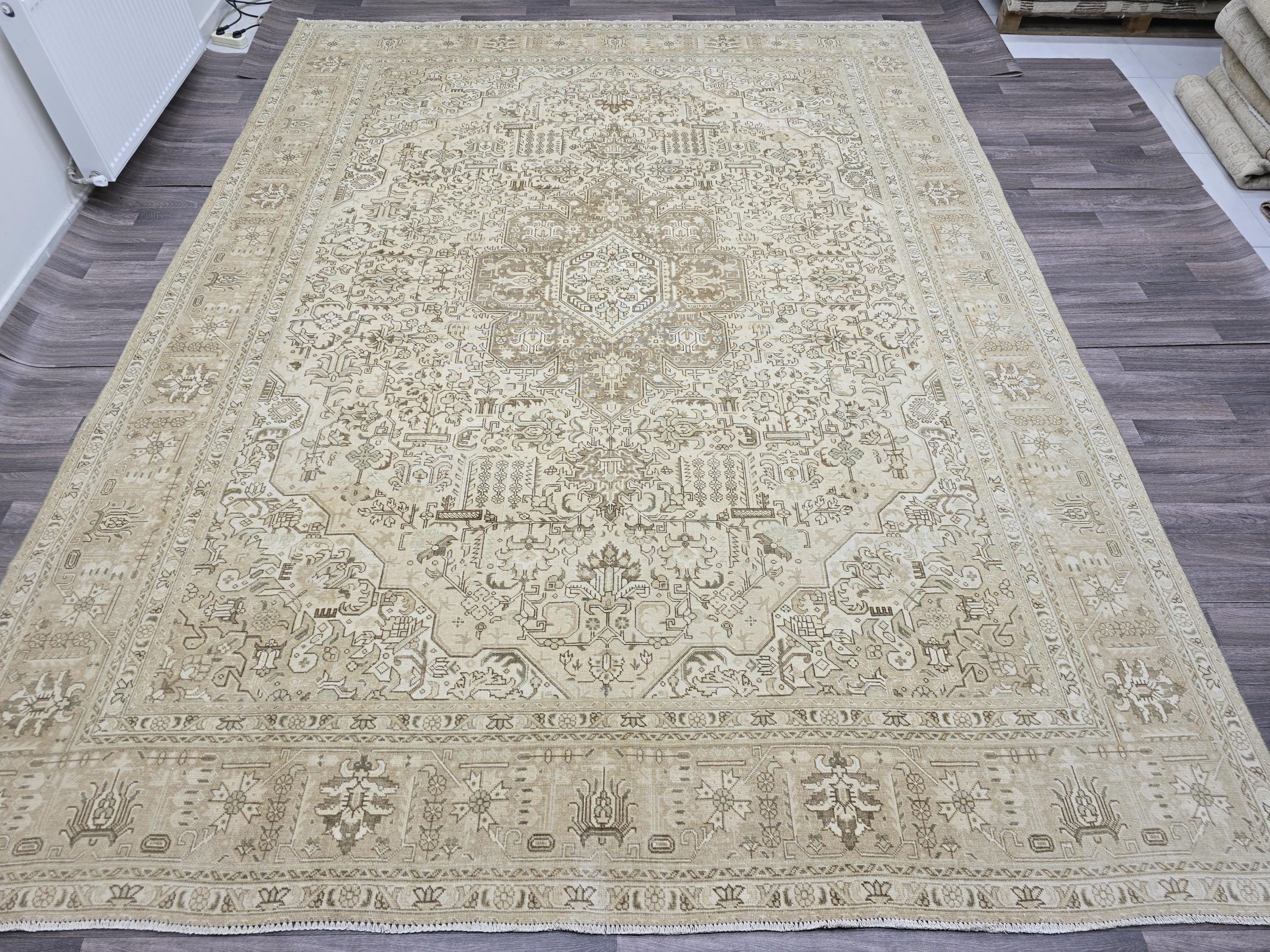 Wool Oushak Rug: 10x12 Vintage Turkish Anatolian Carpet