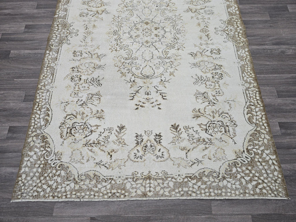 6x9 Feet Vintage Turkish Oushak Area Rug | Neutral Handmade Wool Carpet