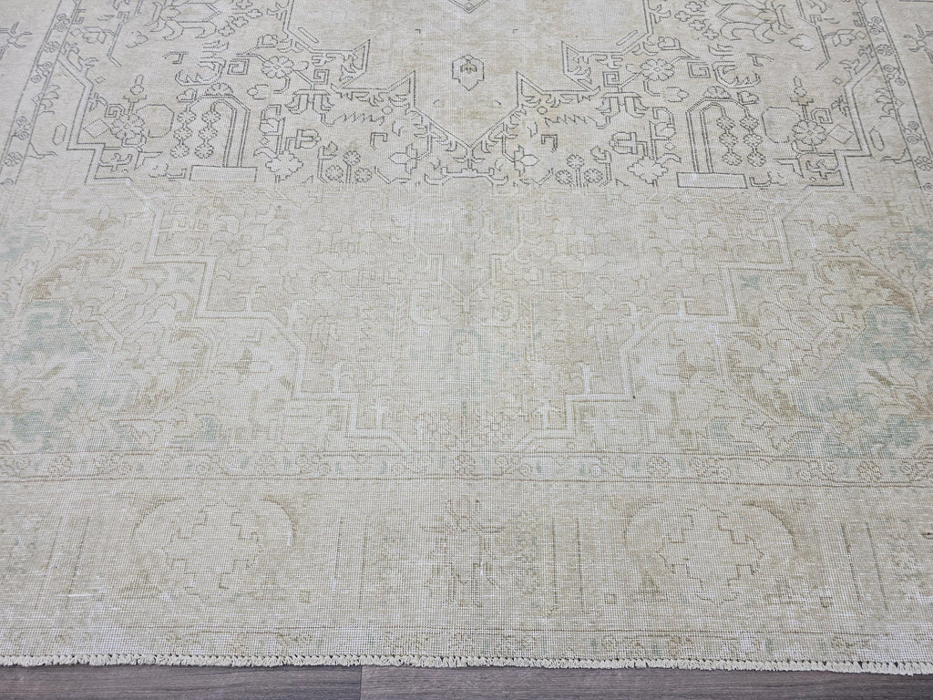 Oversized Oushak Rug 9x12: Hand-Knotted Neutral Vintage Area Rug