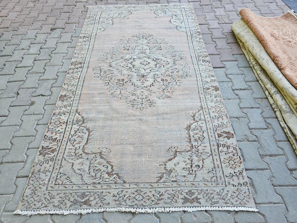 Vintage Oushak Wool Rug: 4.5x8 ft, Oriental Bedroom Rug