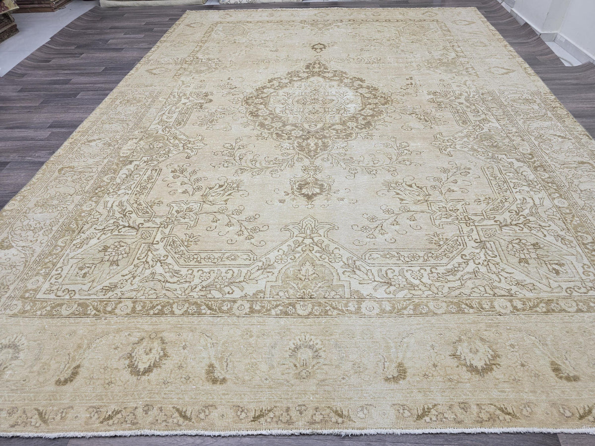 Vintage Turkish Oushak Rug: 9x12 Beige Wool Handmade Carpet