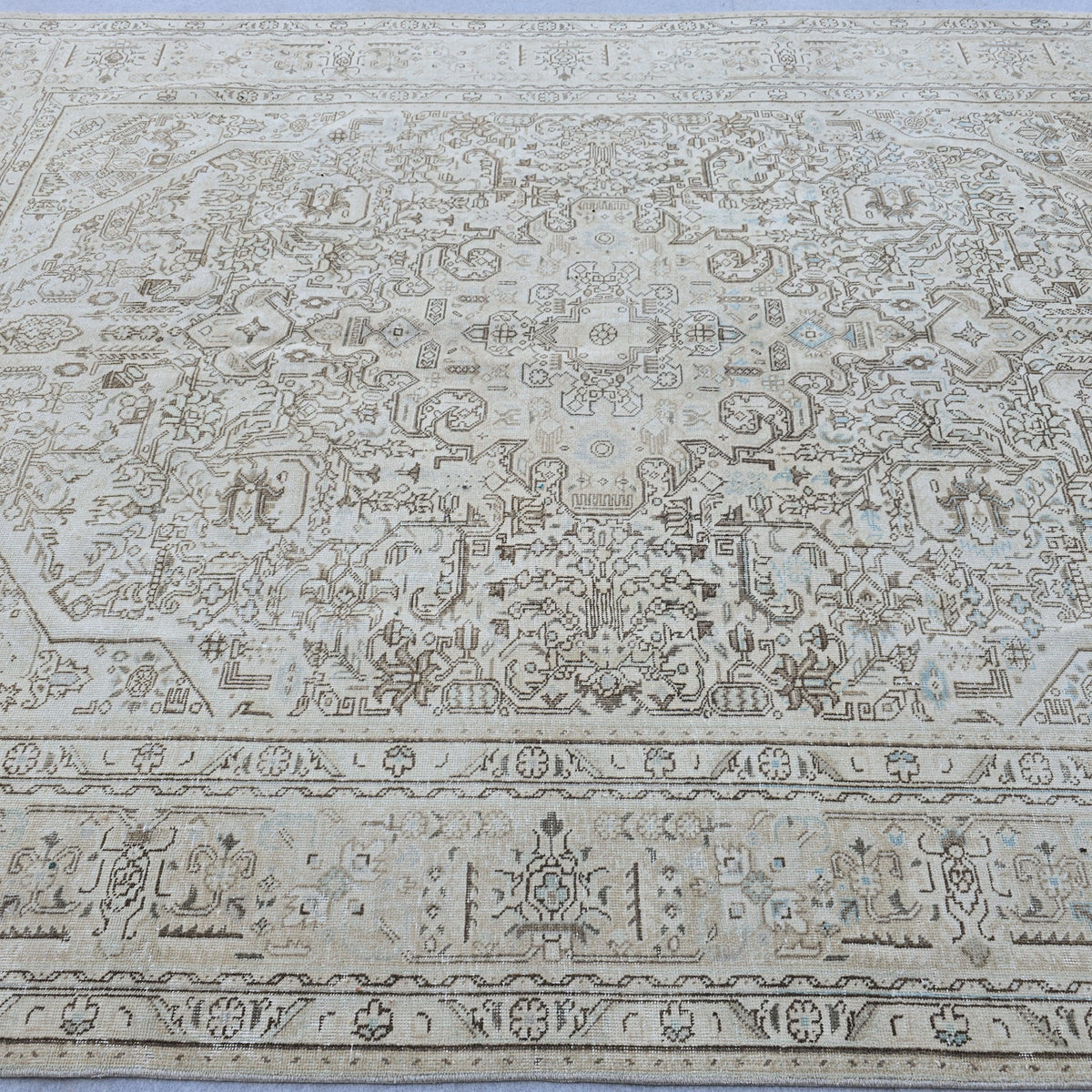 Oushak Rug 8x11 Muted Beige Heriz Medallion Hand Knotted Vintage Wool Area Carpet
