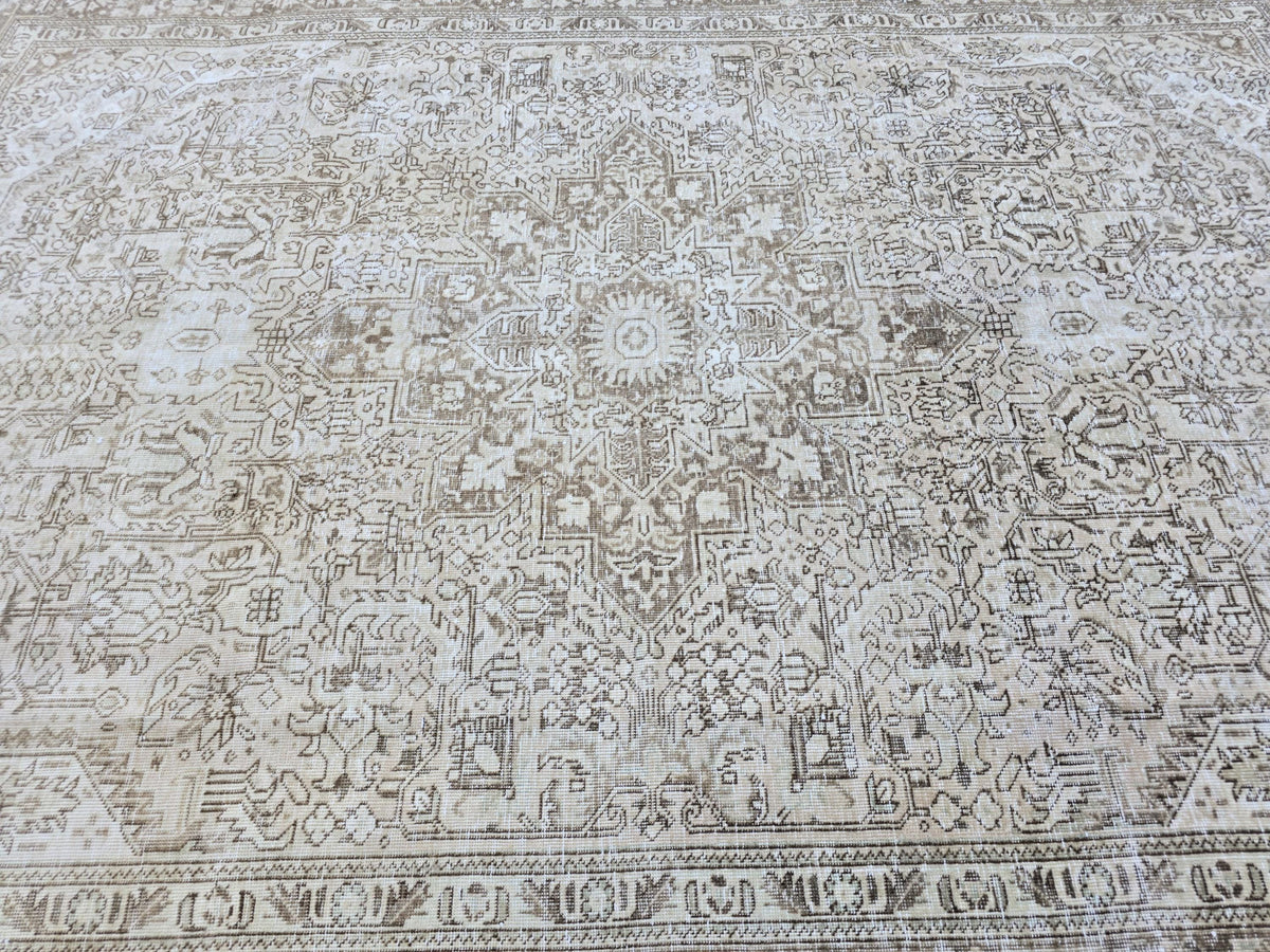Turkish Rug 8x11, Mushroom Taupe Wool Area Rug, Star Medallion Heriz Style Carpet for Living Room, Dining Room, Bedroom, Boho Decor