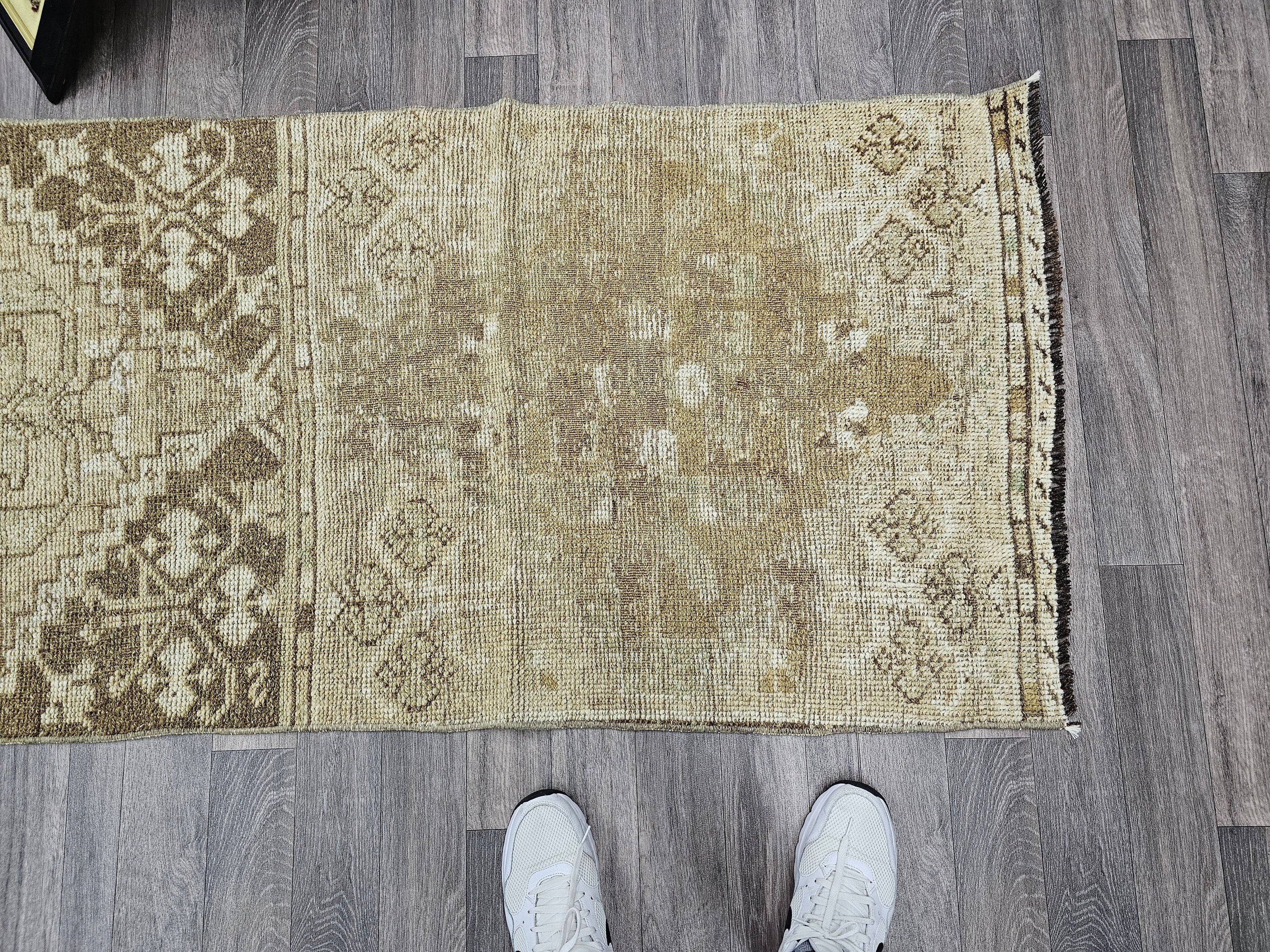 Vintage Handmade Wool Turkish Runner 2.60x9.60 feet