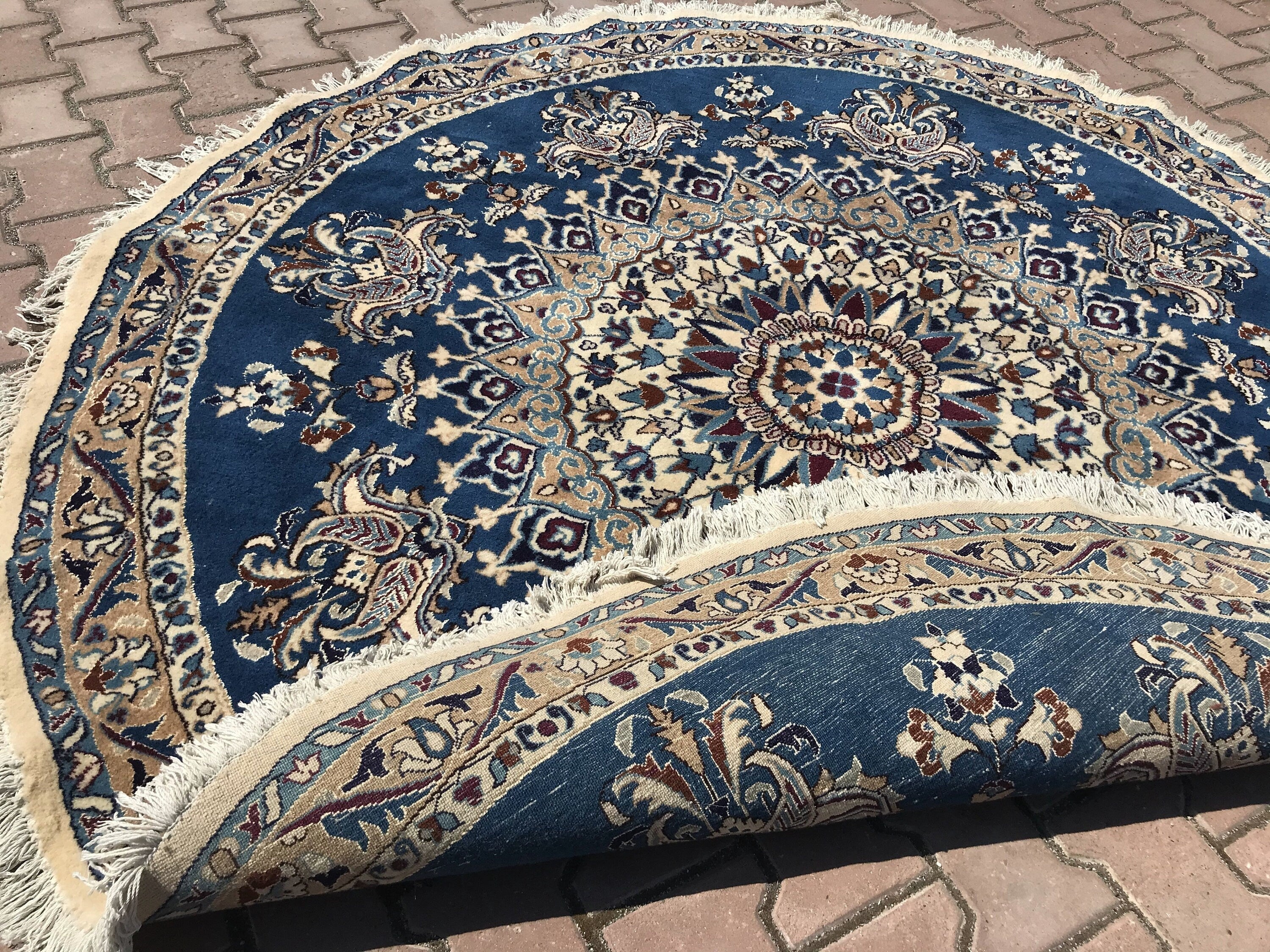 Handknotted Oushak Round Rug: 6.56 ft Vintage Turkish Rug