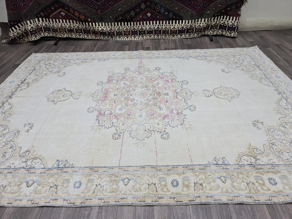 Turkish Rug 7x10 Vintage Cream Wool Area Rug Muted Pink Oushak Living Room Carpet