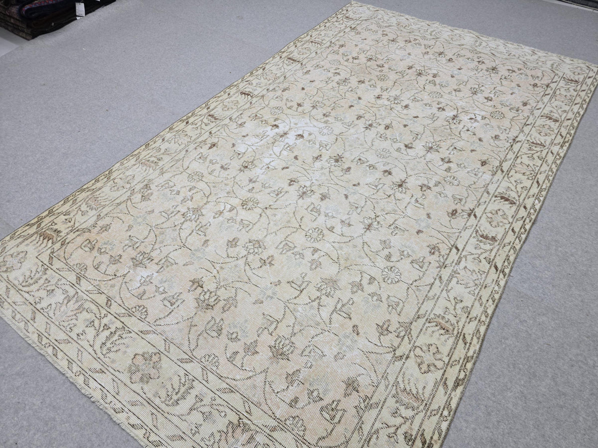 Vintage Rug 6x10 Neutral Beige Floral, Hand Knotted Turkish Area Carpet for Living Room Decor