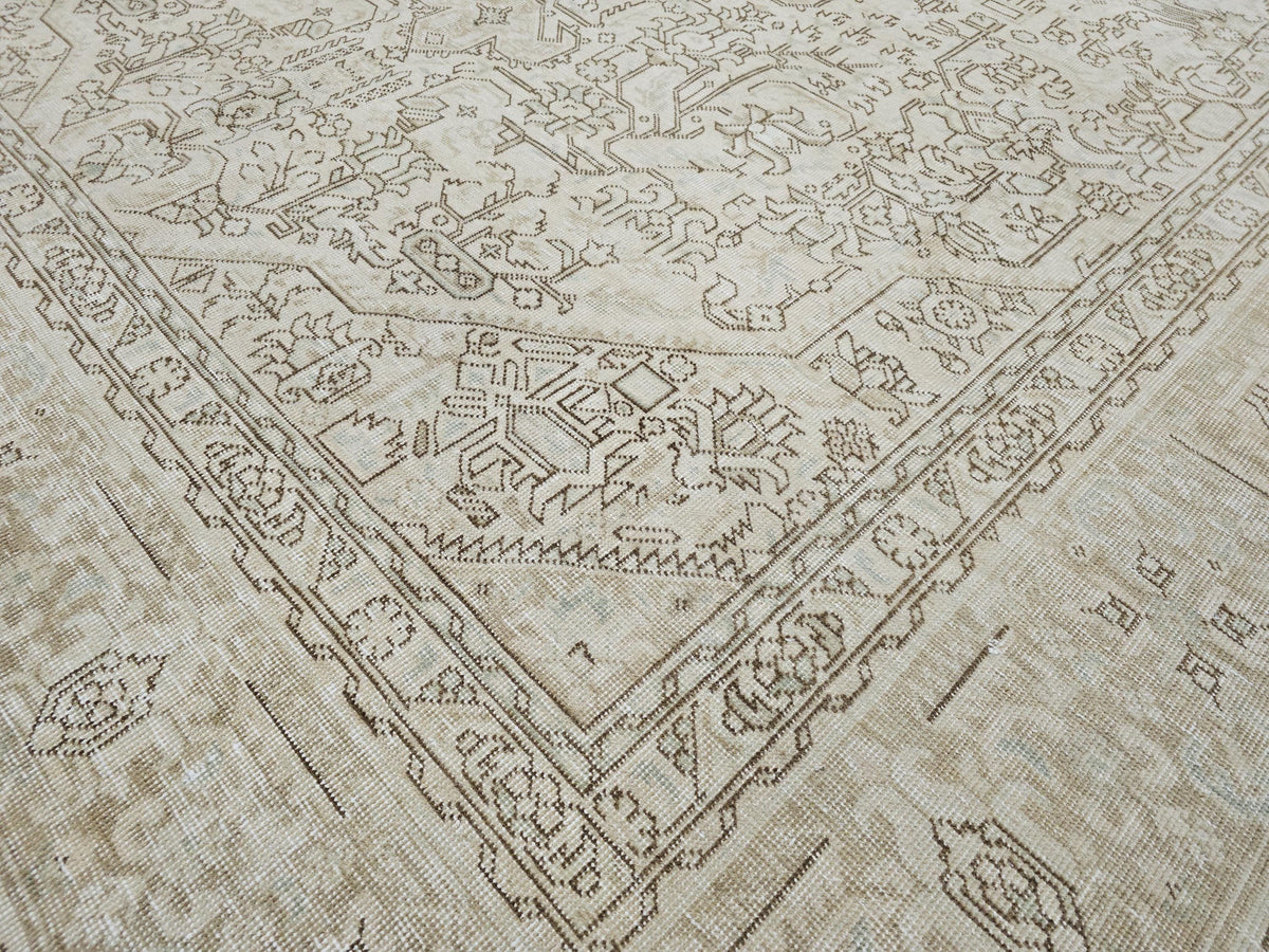 9.60x12.60 feet Geometric Vintage Neutral Heriz Area Rug Handmade