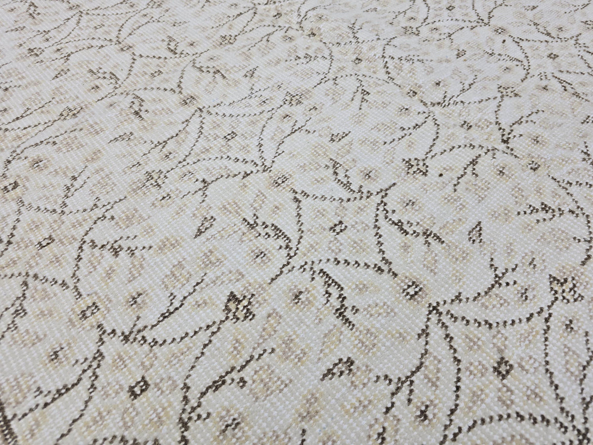 5x9 Vintage Turkish Oushak Rug: Hand-Knotted Wool, Cream Neutral Carpet