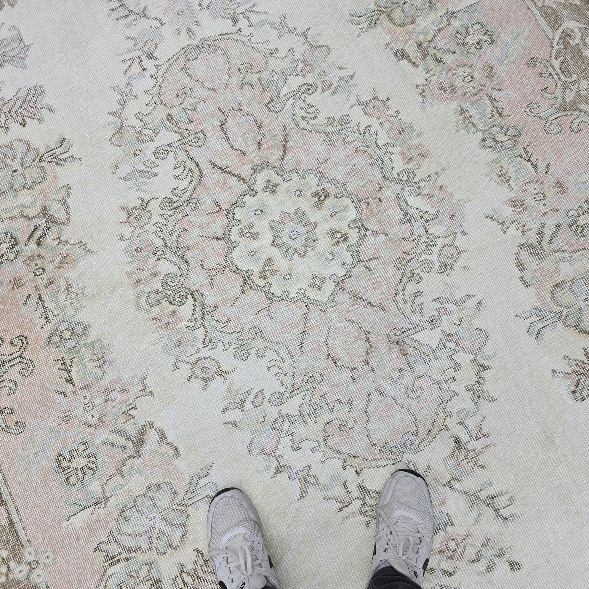 6x9 Vintage Pink Oushak Rug, Wool Anatolian Carpet
