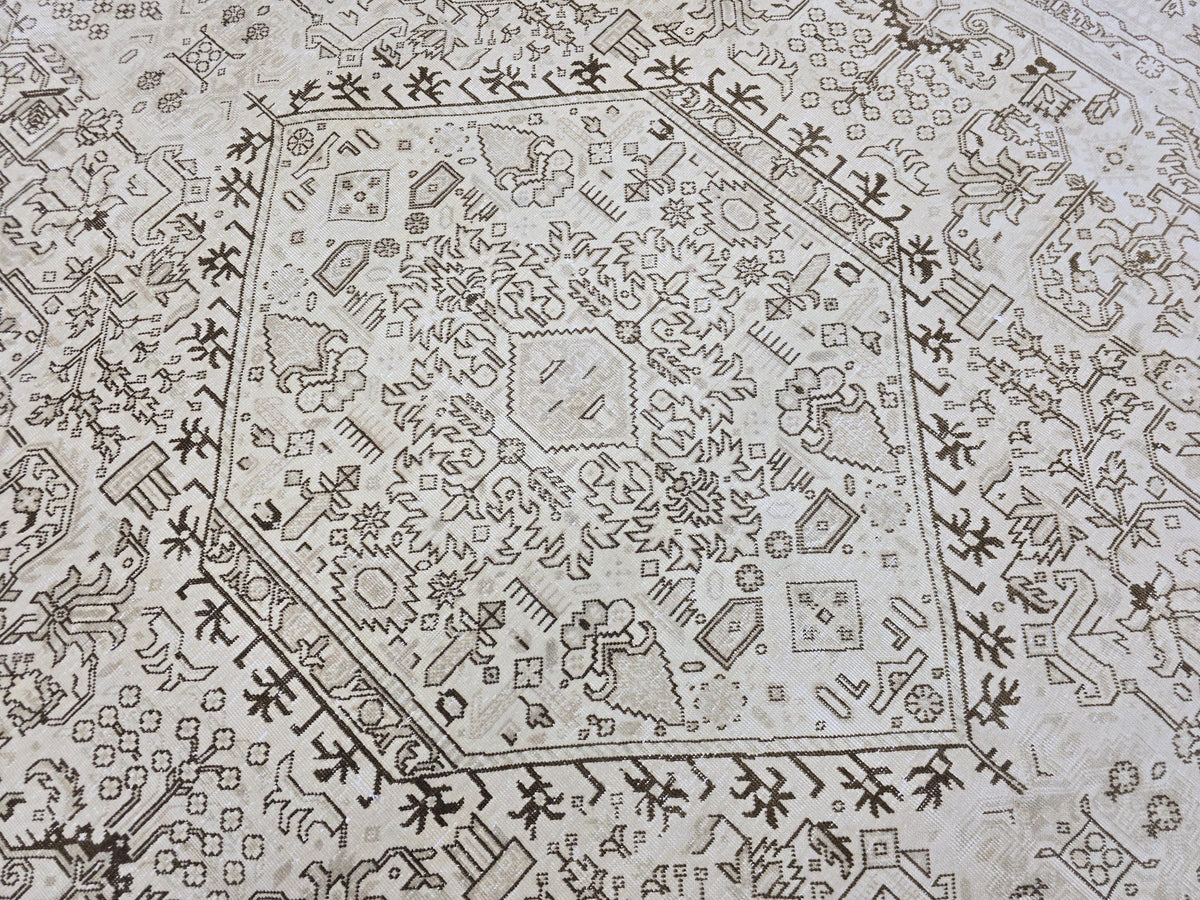 8x11 ft Neutral Oushak Rug: Hand-Knotted Wool Vintage Carpet