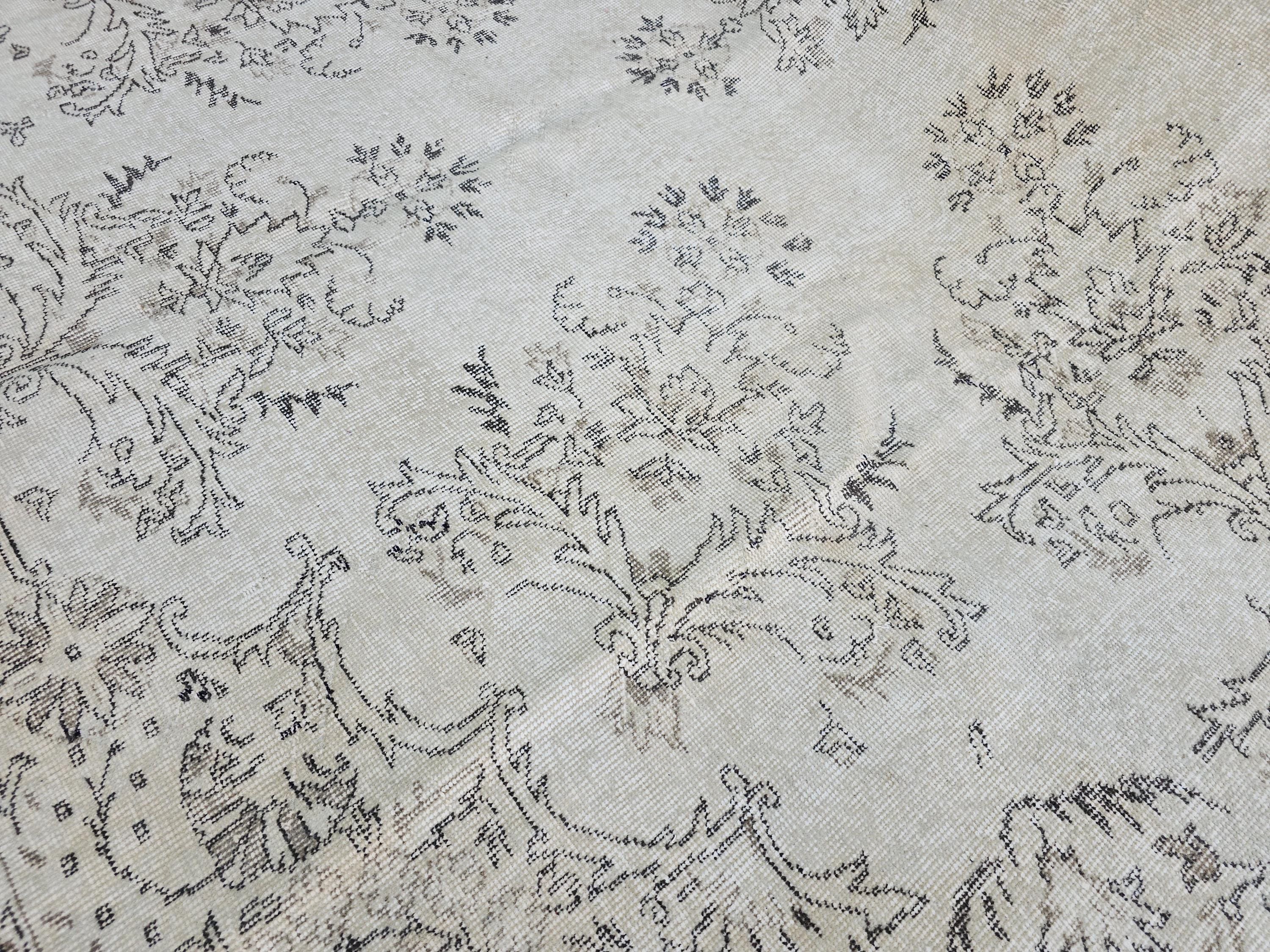 7x10 Cream  Vintage Hand Knotted Turkish Oushak Rug for Bedroom and Livingroom // 7x10.60 feet