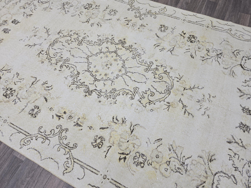 6x9 Vintage Turkish Oushak Rug: Hand-Knotted Wool Area Rug