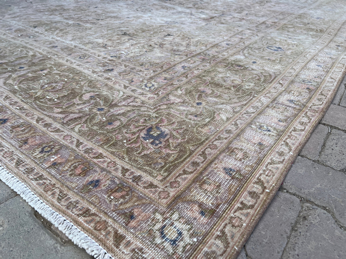 9x13 Oversize Faded Turkish Rug