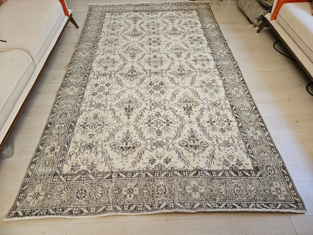 Neutral Floral Oushak Rug: 6x9 Vintage Hand-Knotted Wool Area Rug