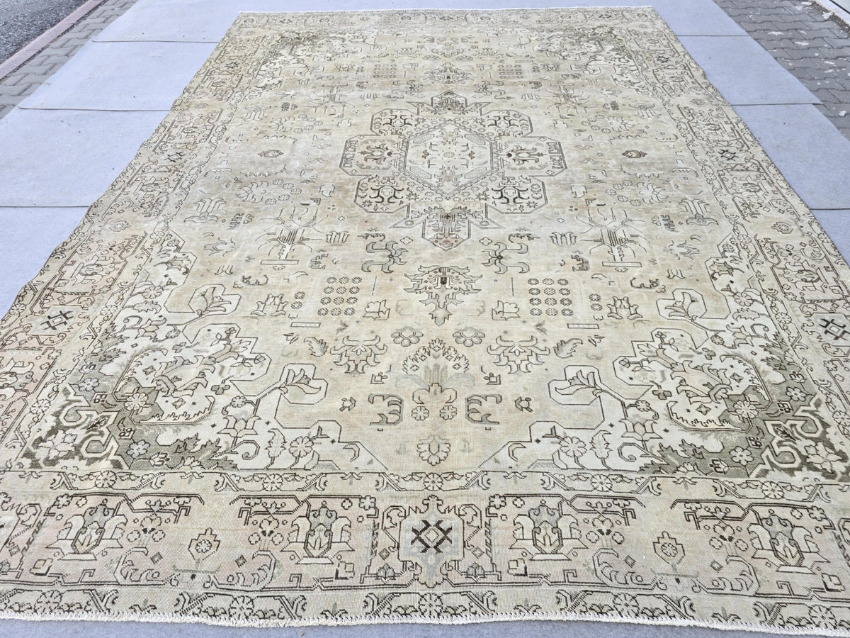 Oushak Rug 10x13, Vintage Hand Knotted Wool Turkish Rug, Ivory Olive Green Medallion Area Rug for Living Room, Large Antique Carpet