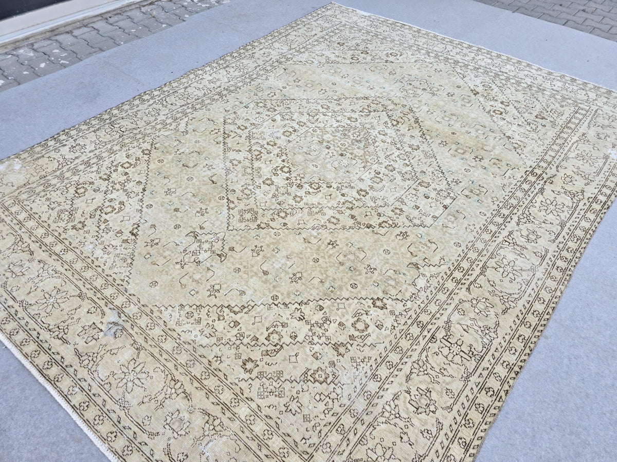 Turkish Rug 8x11 | Neutral Oushak Style Medallion Rug | Hand Knotted Vintage Wool Beige Area Carpet | Living Room Office Decor