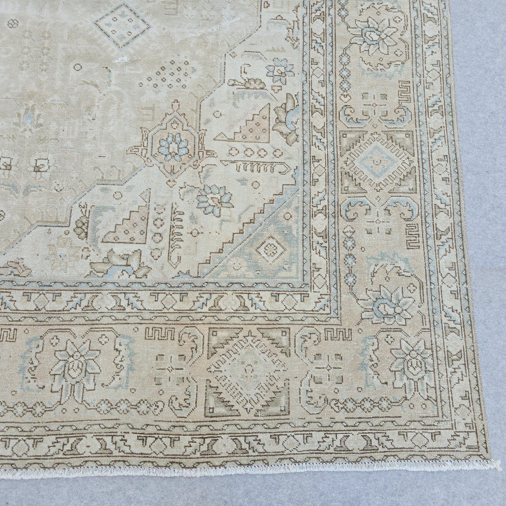 9x12 Oushak Rug: Neutral Turkish Oversize Carpet (9.50x12.30 ft) Vintage