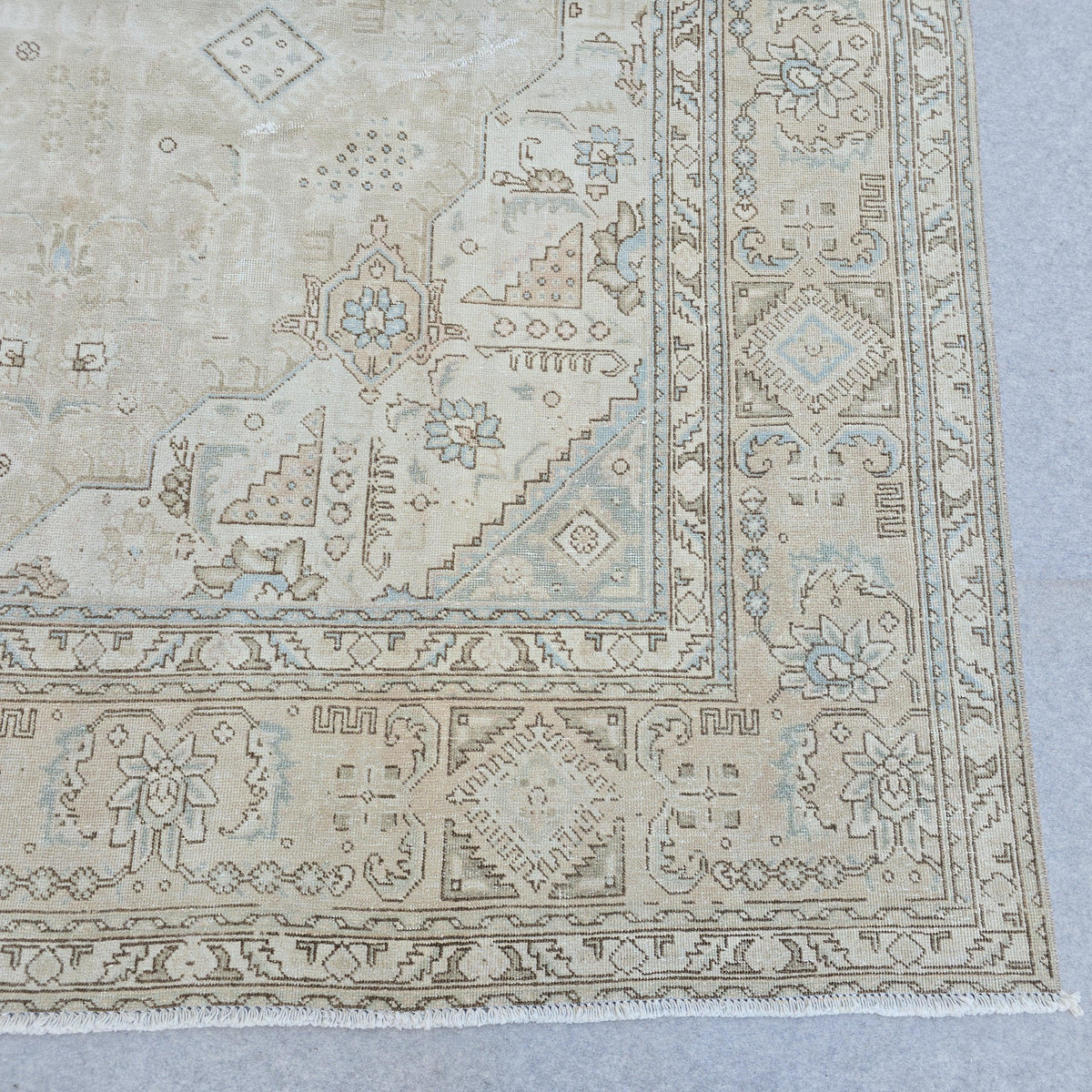 9x12 Oushak Rug: Neutral Turkish Oversize Carpet (9.50x12.30 ft) Vintage