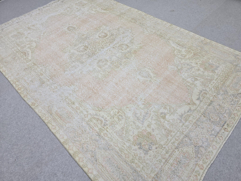 Vintage Rug 6x9, Faded Oushak Carpet, Muted Medallion Turkish Area Rug for Bedroom, Distressed Neutral Wool Rug