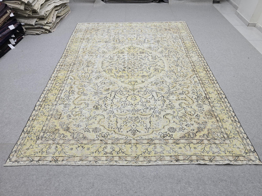7x9 Neutral Vintage Turkish Oushak Rug for Bedroom/ High Quality Wool Area Rug