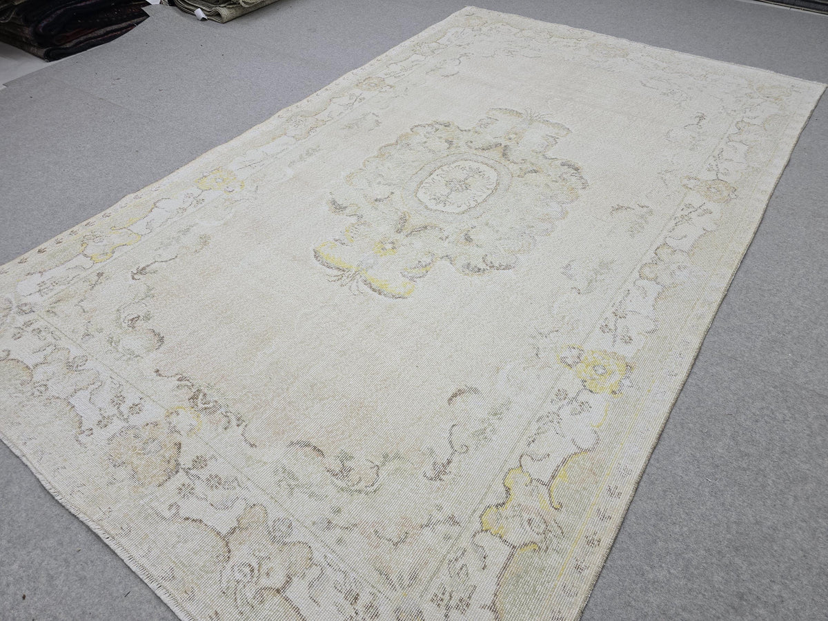 Vintage Anatolian Rug 6x10 Handwoven Cream Beige Neutral Oriental Wool Area Carpet 191x306 cm