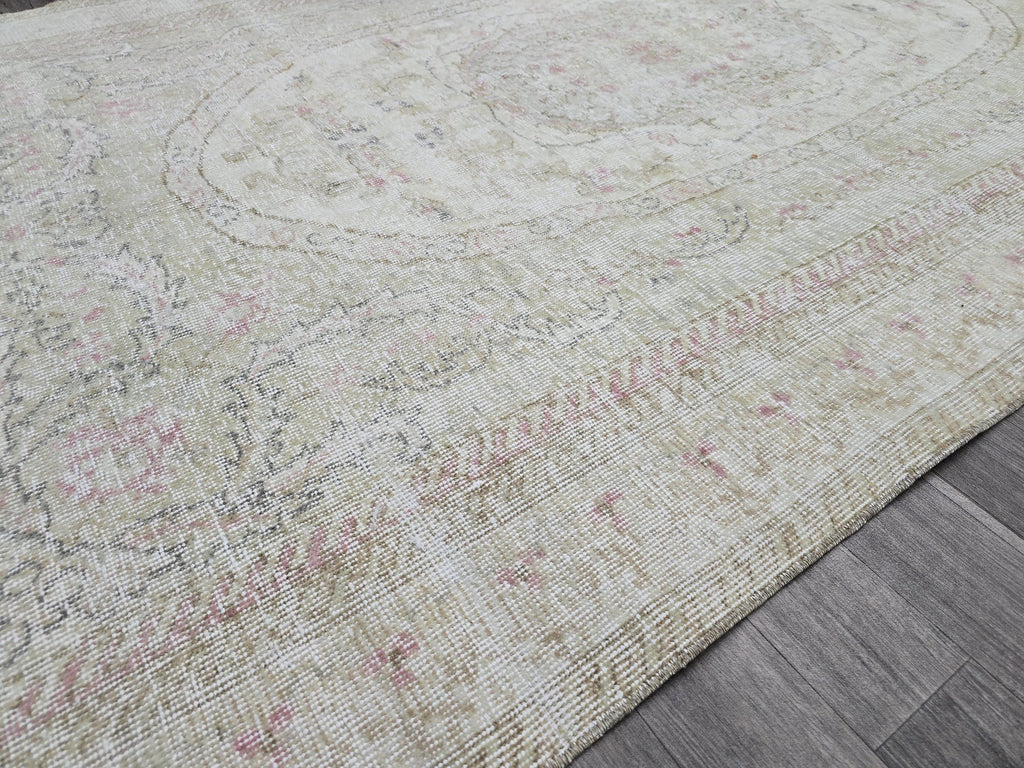 Neutral Oushak Accent Rug – 5x8.2 ft | Handmade in Cream, Beige, and Faded Pink
