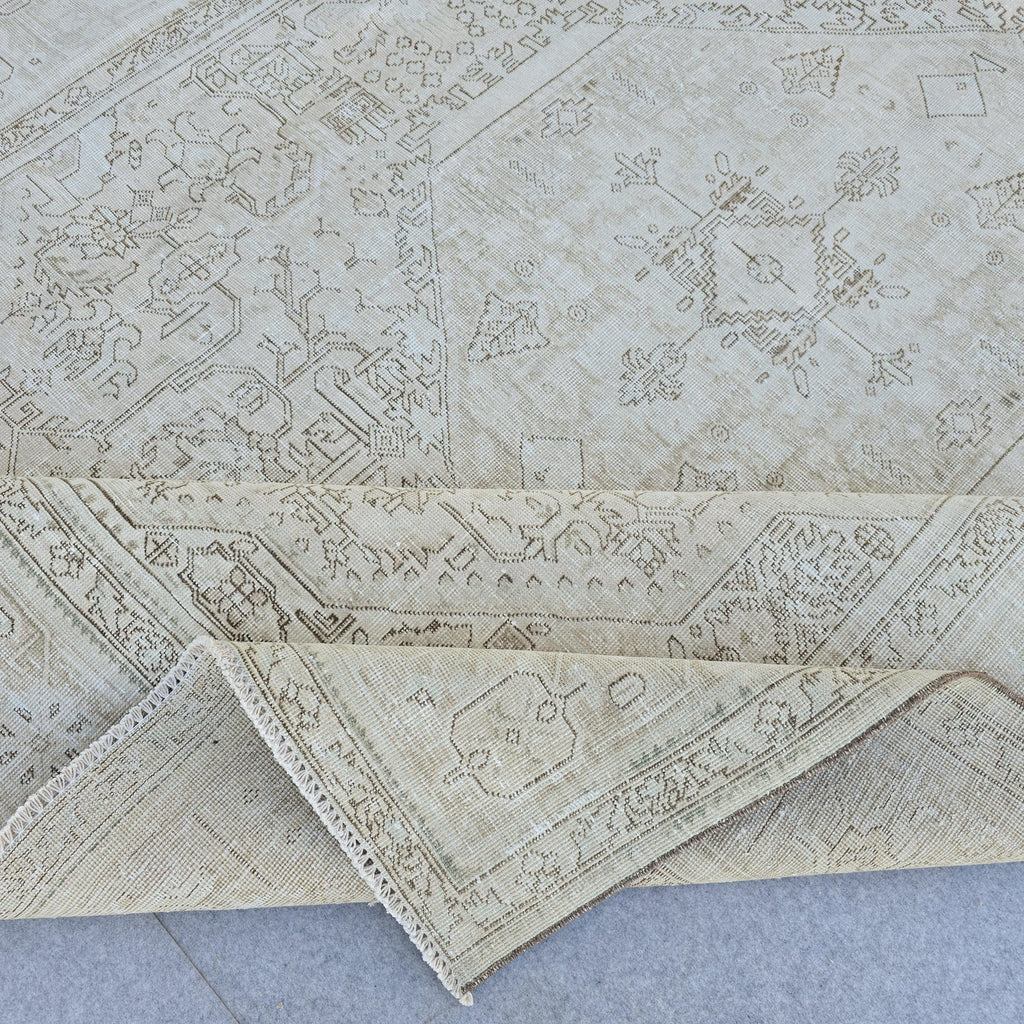 Oversized Oushak Rug: 10x13 Vintage Neutral Hand-Knotted Wool Carpet