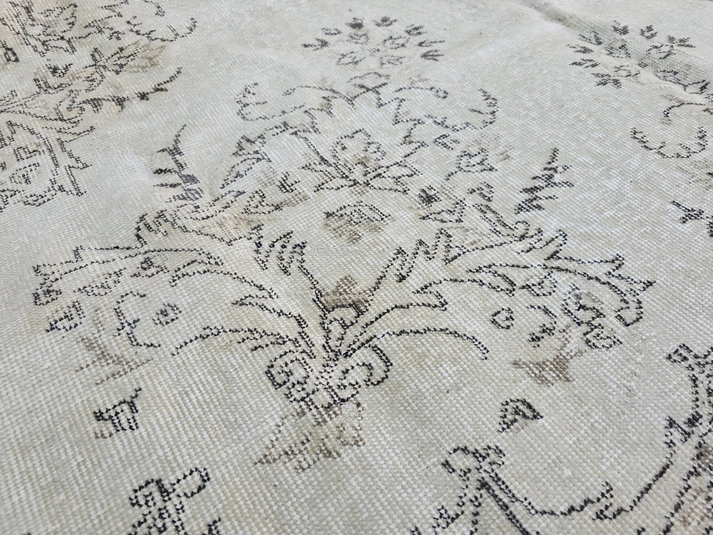 7x10 Cream  Vintage Hand Knotted Turkish Oushak Rug for Bedroom and Livingroom // 7x10.60 feet