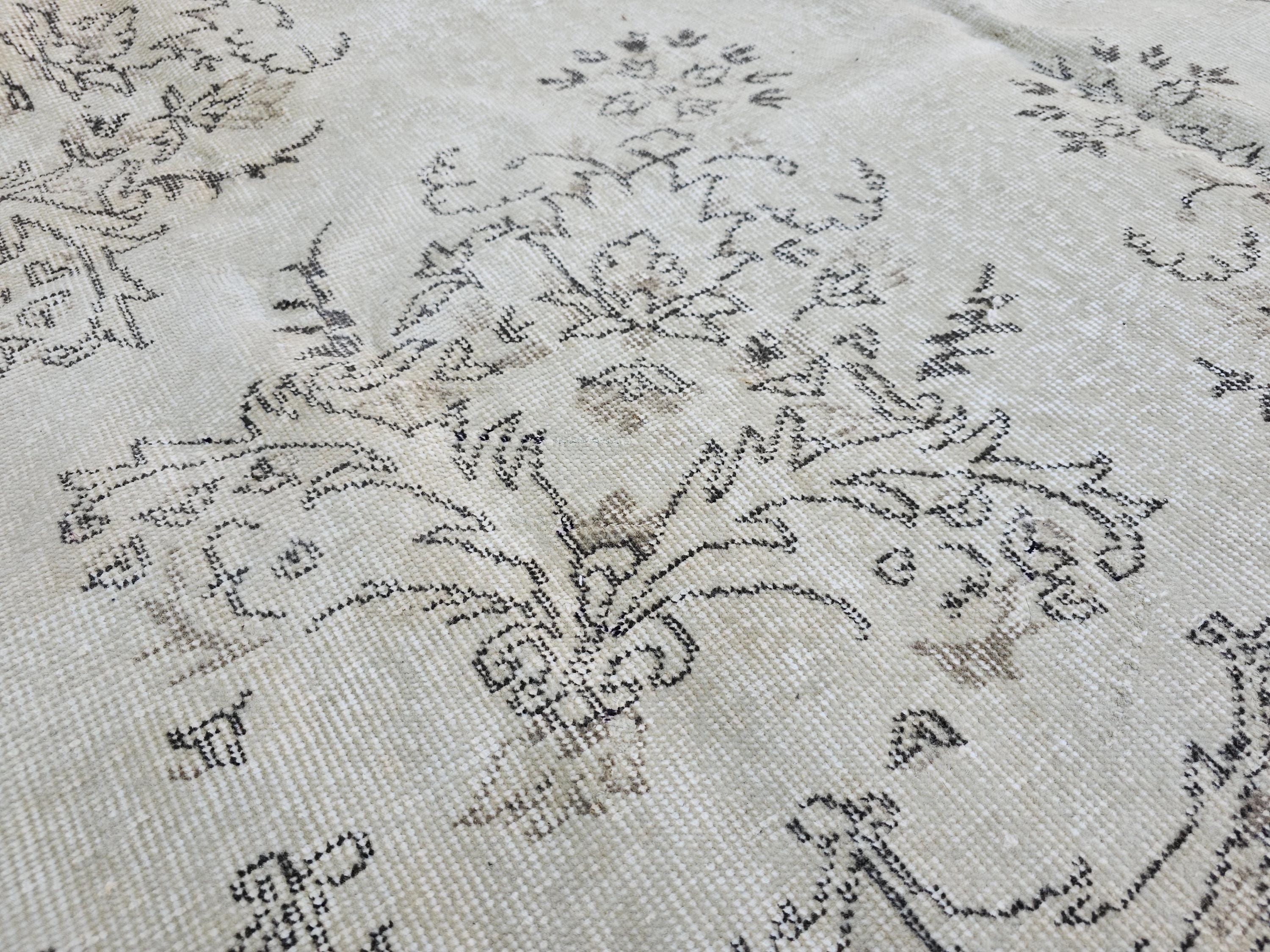 7x10 Cream  Vintage Hand Knotted Turkish Oushak Rug for Bedroom and Livingroom // 7x10.60 feet