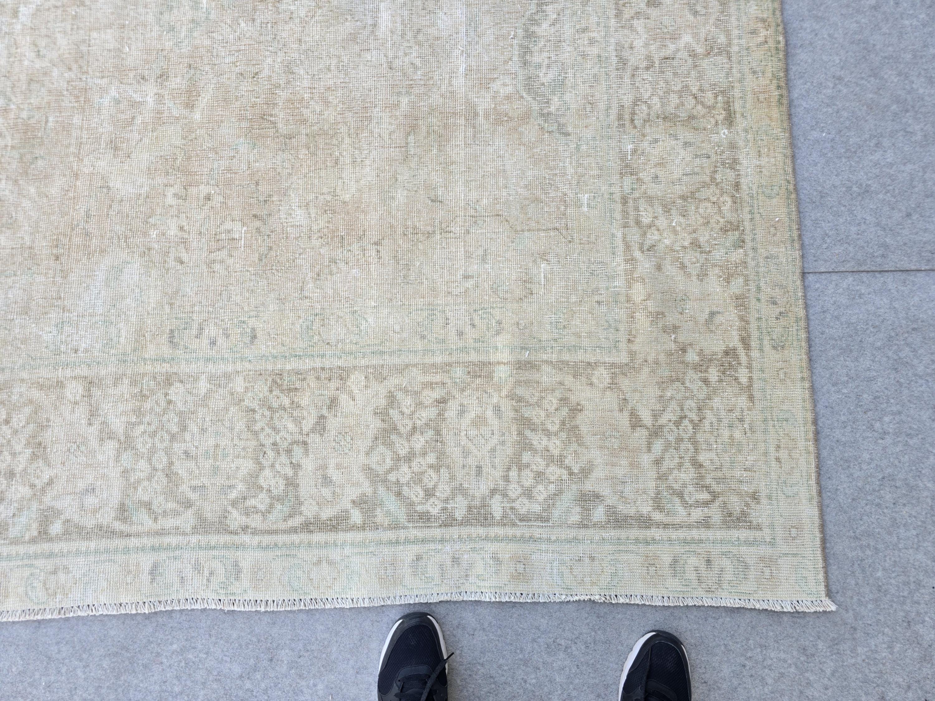 9.5X13 Heriz Design Neutral Oversize Turkish Rug/ Large Vintage Carpet/ Hand Knotted Wool Oushak Rug/ Distressed Area Rug/ 9.5X12.8 feet