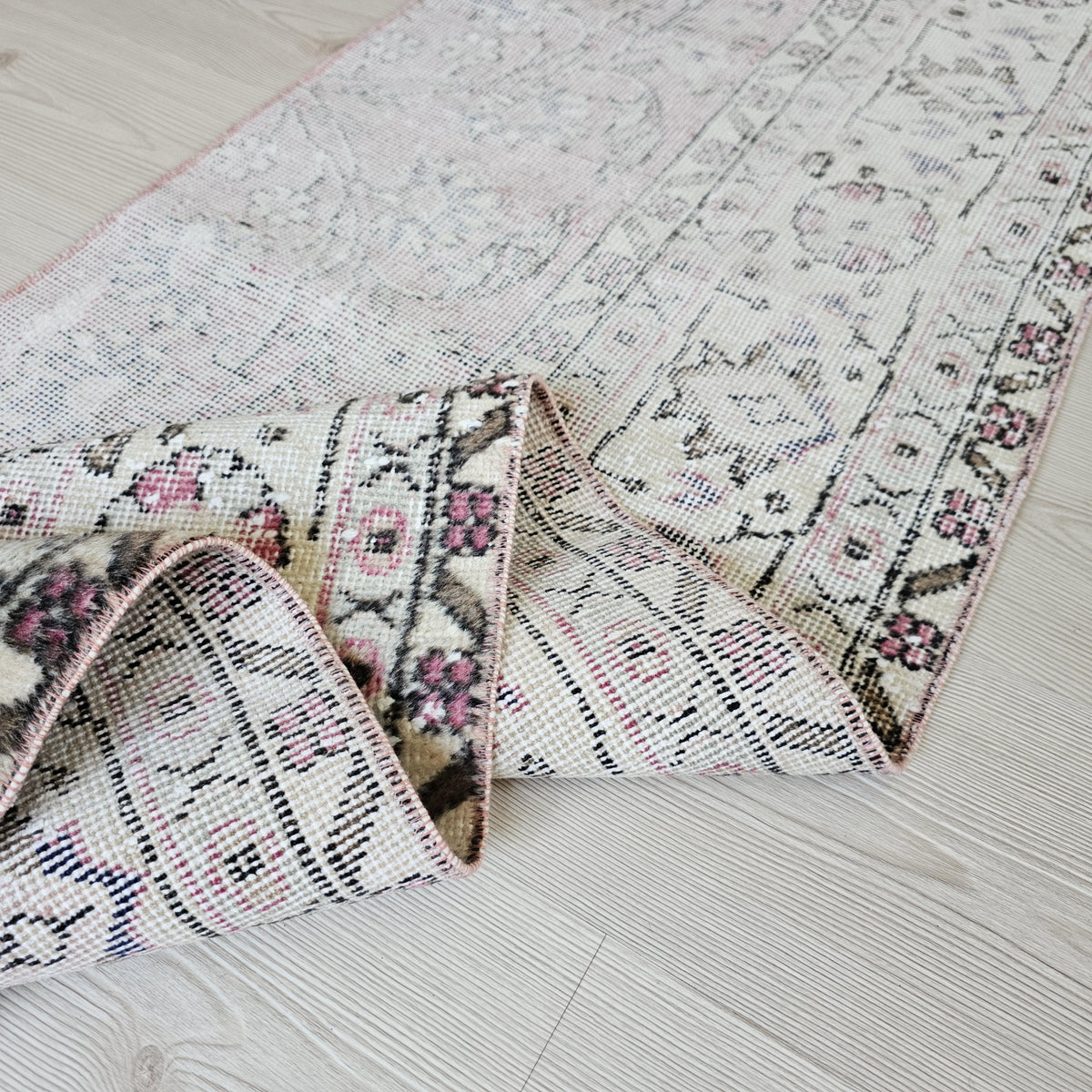 Vintage Turkish Runner Rug: Hand-Knotted Wool Boho Hallway Rug (2x9 Feet)