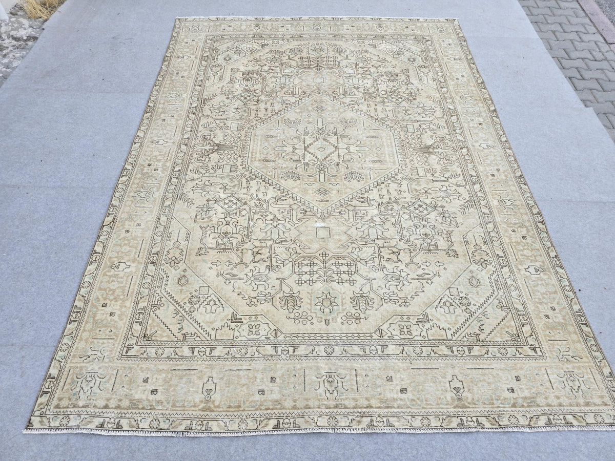 Turkish Rug 8x11, Warm Camel Tribal Medallion Area Rug, Faded Vintage Wool Carpet, Neutral Boho Living Room Bedroom Decor