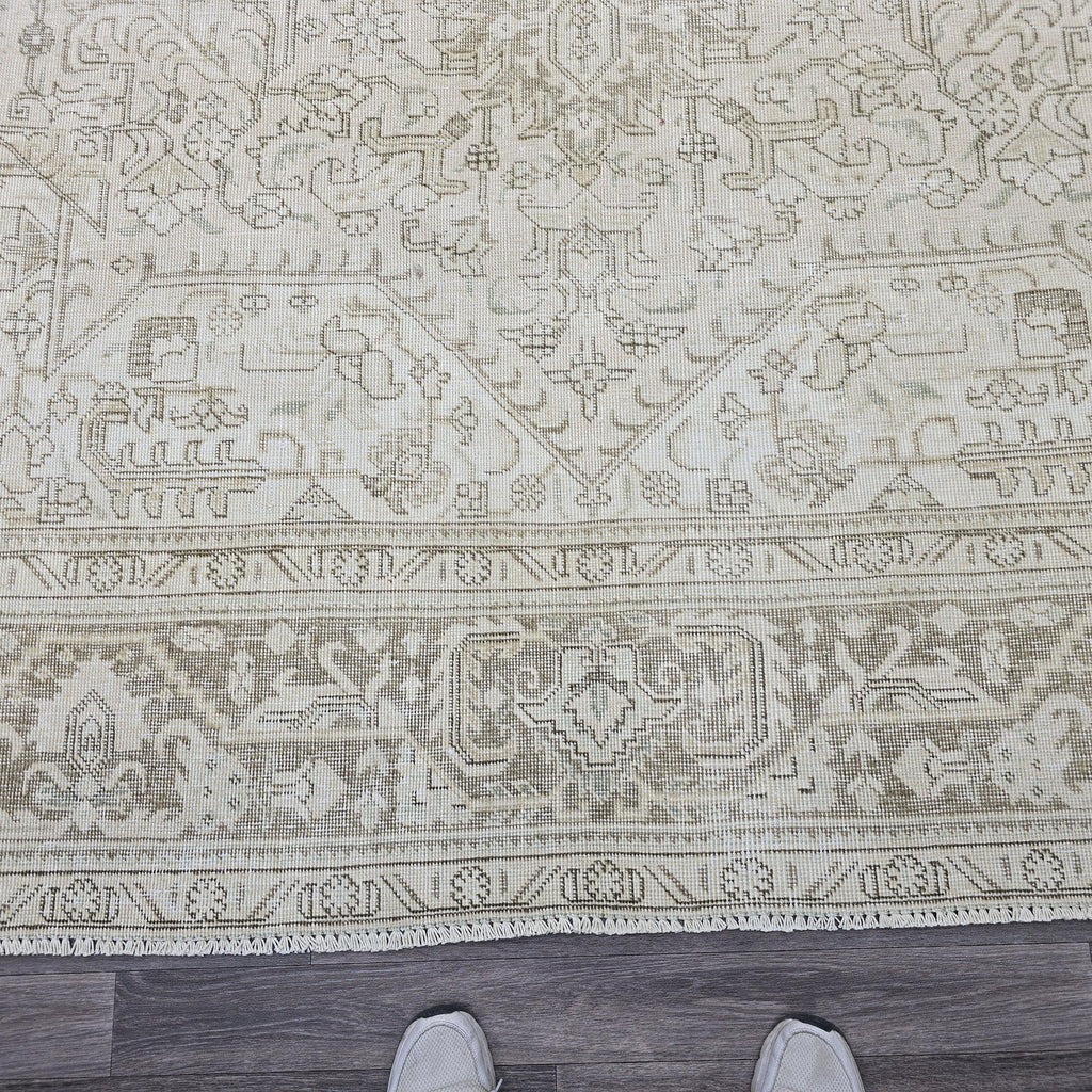 Oversized Neutral Turkish Oushak Rug (9.5x13 ft), Vintage Wool Carpet