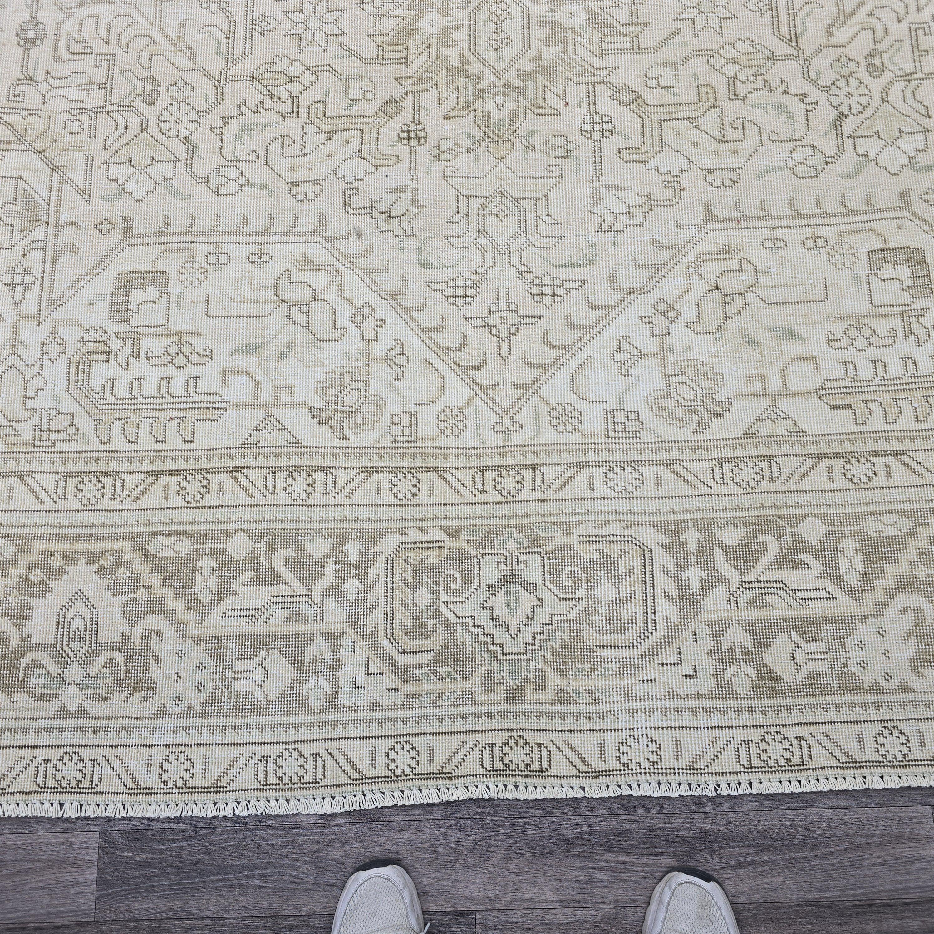 Oversized Neutral Turkish Oushak Rug (9.5x13 ft), Vintage Wool Carpet
