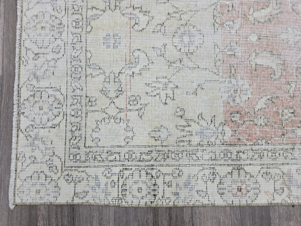 Vintage Turkish Oushak Rug: 4.5x8 Wool Handknotted Floral Carpet