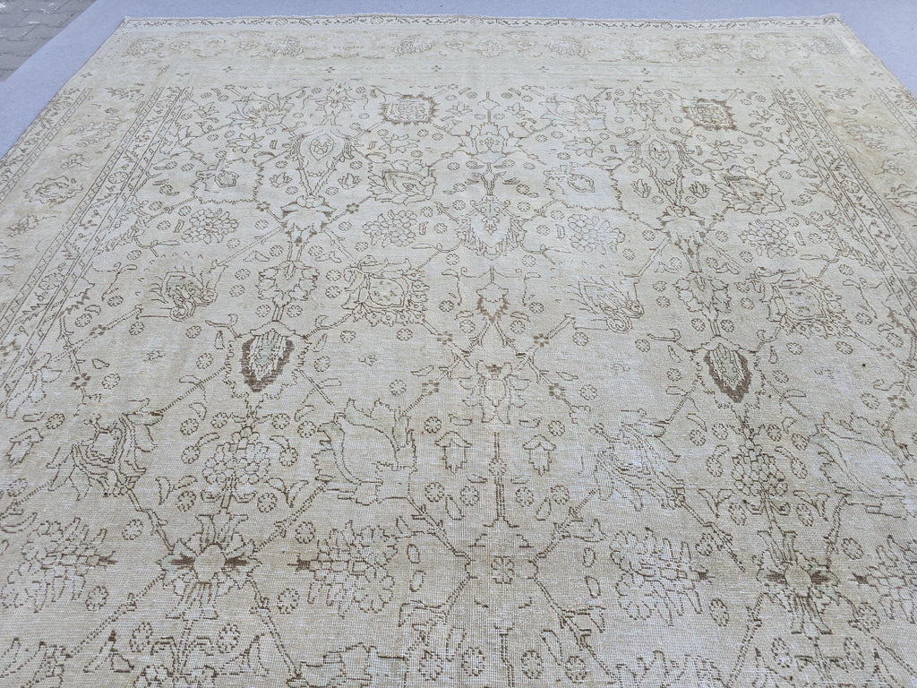 10x13 Classic Muted Vintage Area Rug/ Handmade Wool Oushak rug Beige Brown