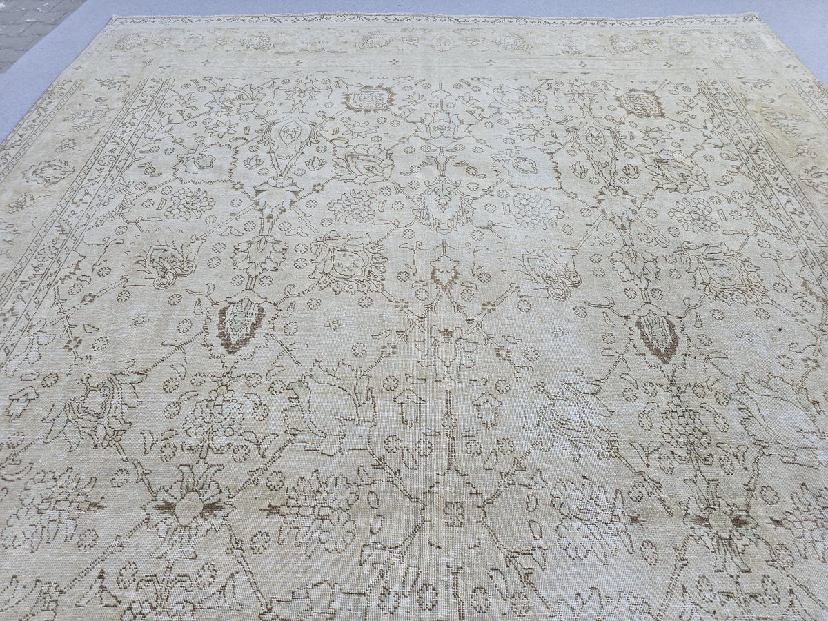 10x13 Classic Muted Vintage Area Rug/ Handmade Wool Oushak rug Beige Brown