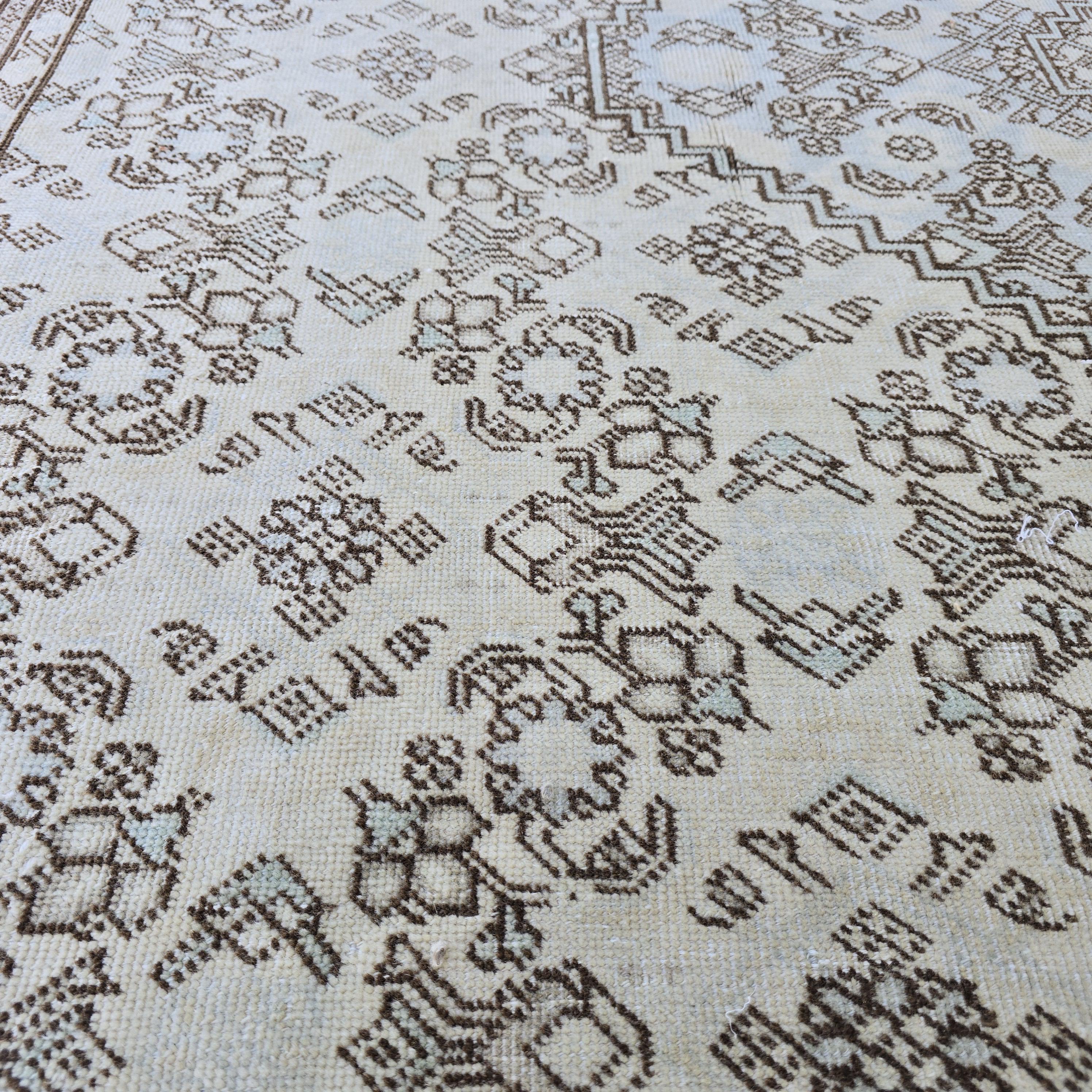 Oversized Antique Turkish Oushak Rug: Extra Large Wool Area Carpet (8.60x12.20 ft)