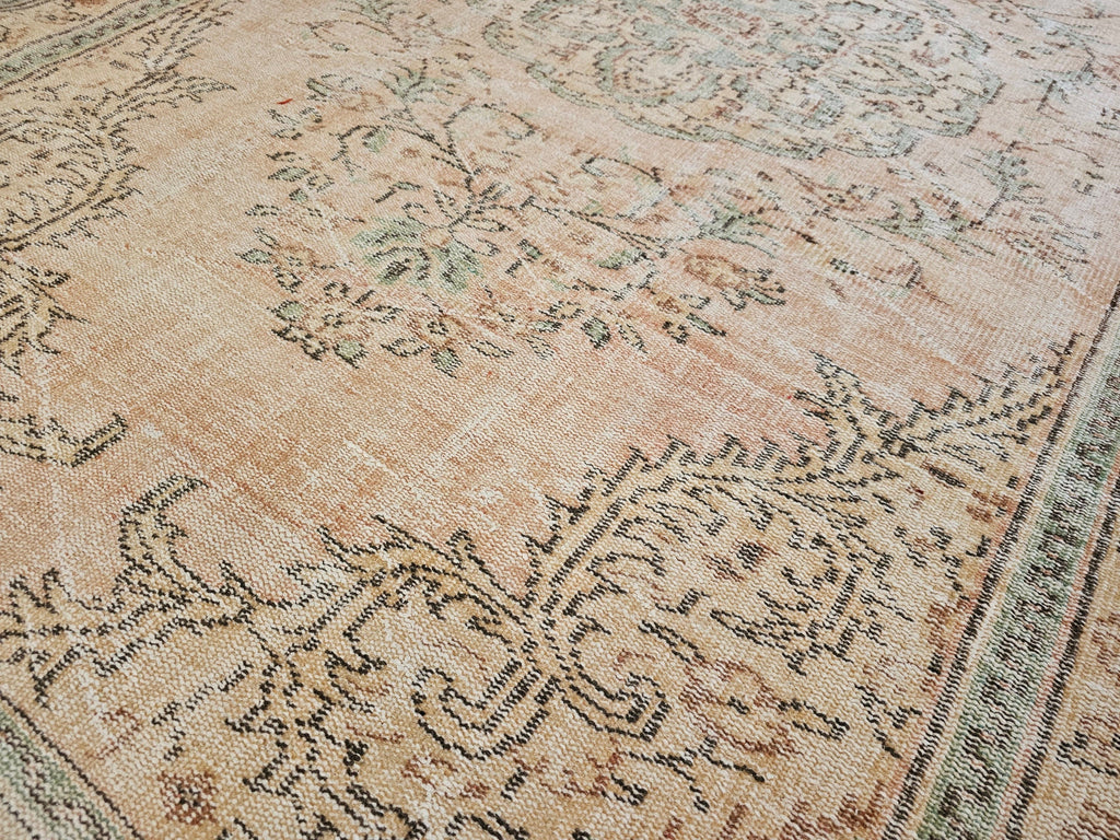 6x9 Vintage Turkish Oushak Area Rug, Rust and Green //5.74x9.20